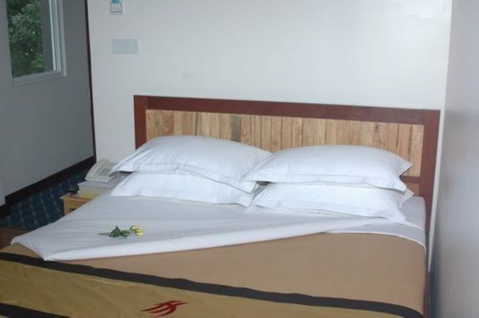 Hotel 7 Mile Yangon Dış mekan fotoğraf