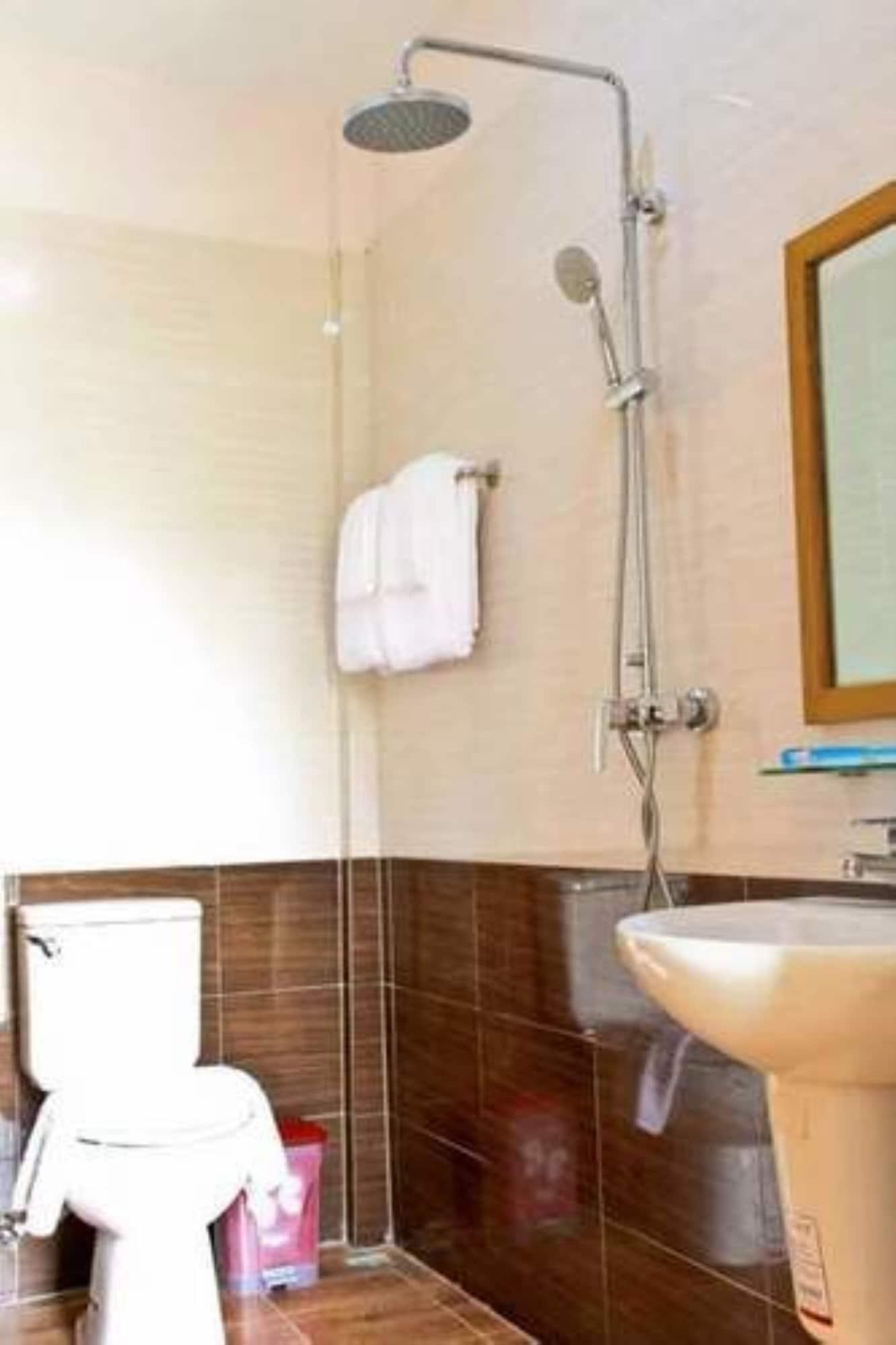 Hotel 7 Mile Yangon Dış mekan fotoğraf