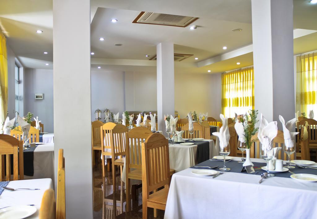 Hotel 7 Mile Yangon Dış mekan fotoğraf