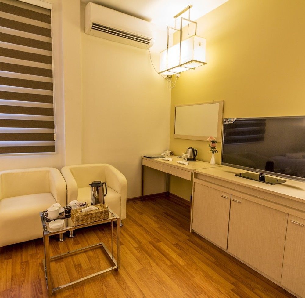 Hotel 7 Mile Yangon Dış mekan fotoğraf