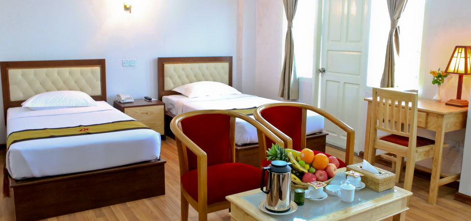 Hotel 7 Mile Yangon Dış mekan fotoğraf